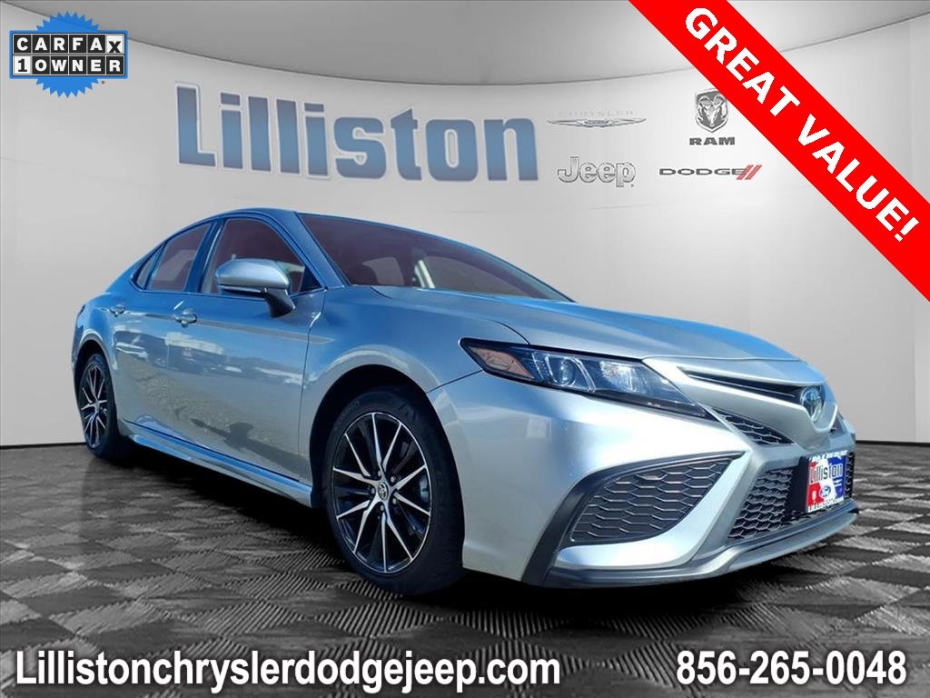 Used 2022 Toyota Camry SE