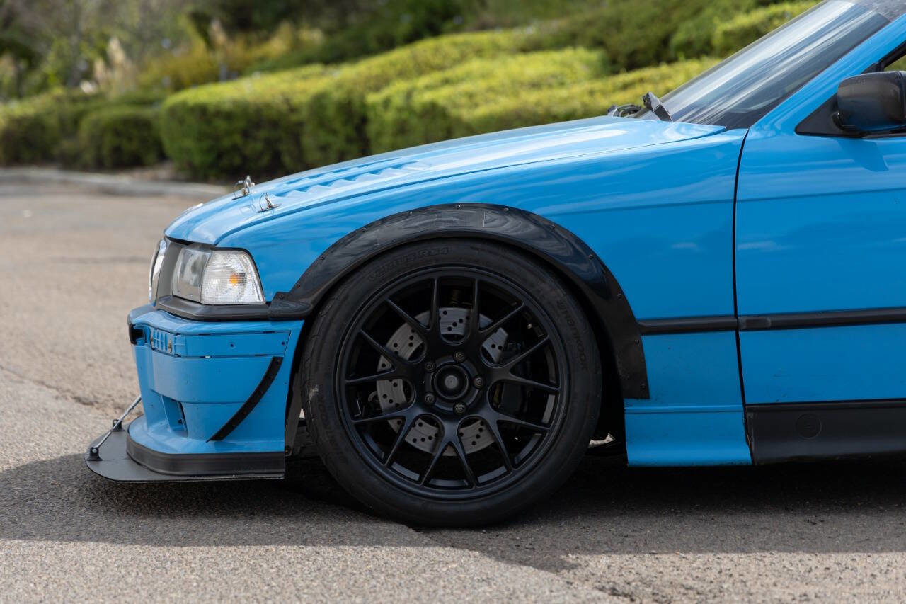 Used 1994 BMW 325i Sedan image 8