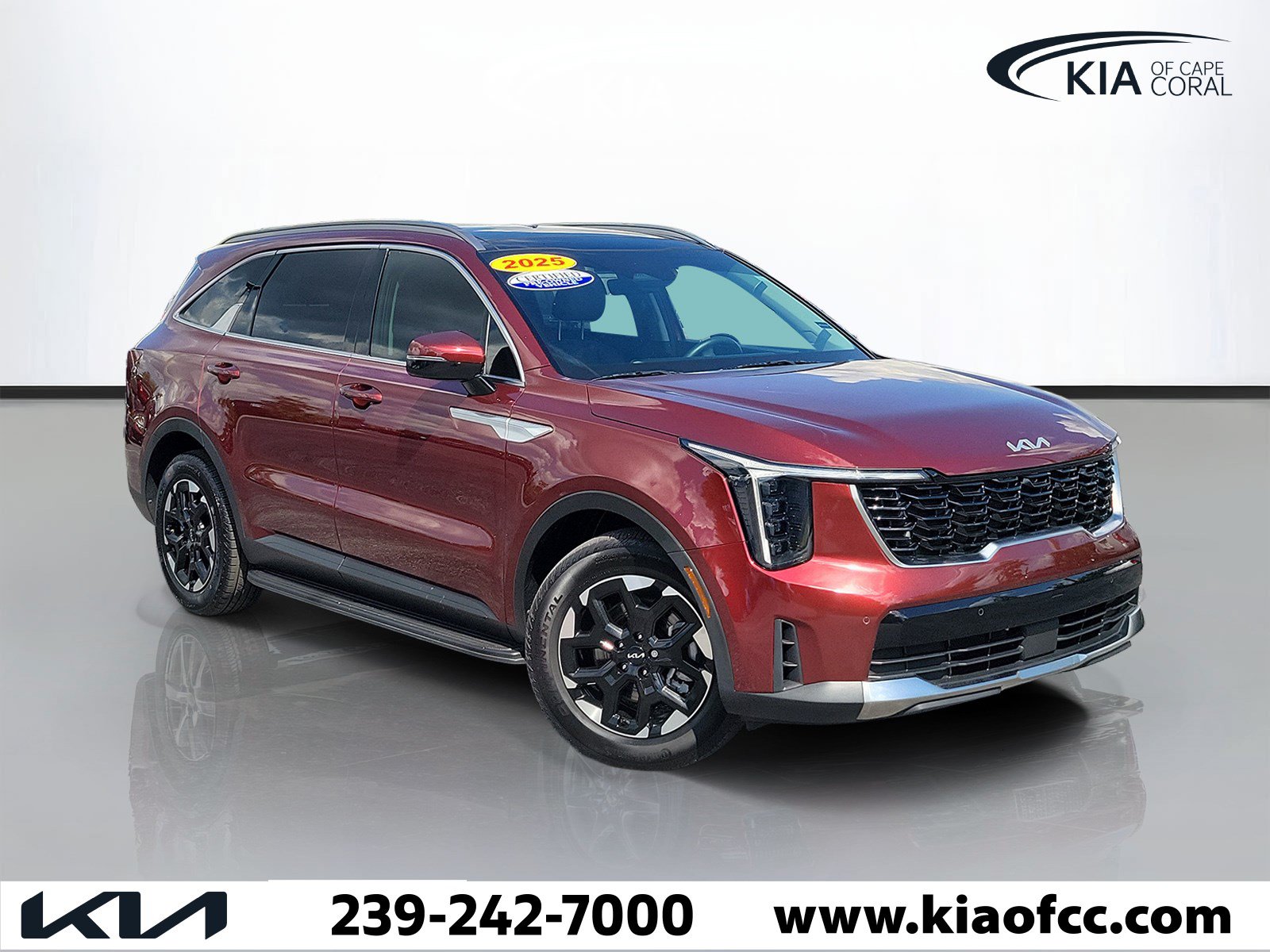 Certified 2025 Kia Sorento S w/ Panoramic Sunroof Package