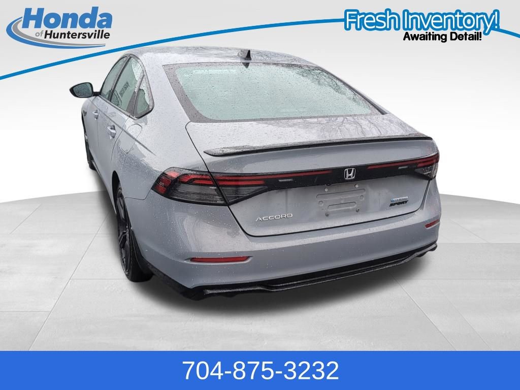 Used 2023 Honda Accord Sport image 6