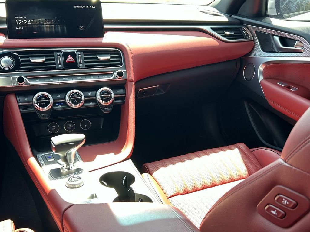 Used 2023 Genesis G70 2.0T w/ Sport Prestige Package image 27