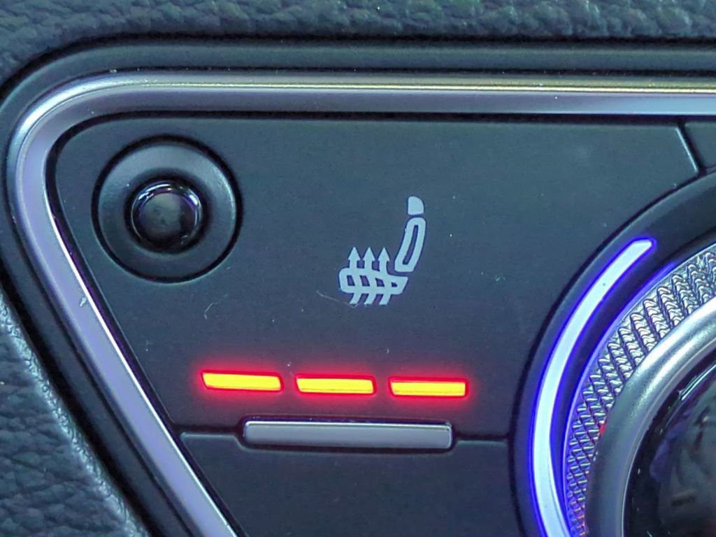 Used 2018 Audi Q5 2.0T Premium Plus w/ Premium Plus Package image 24