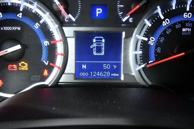 Used 2015 Toyota 4Runner SR5 image 26