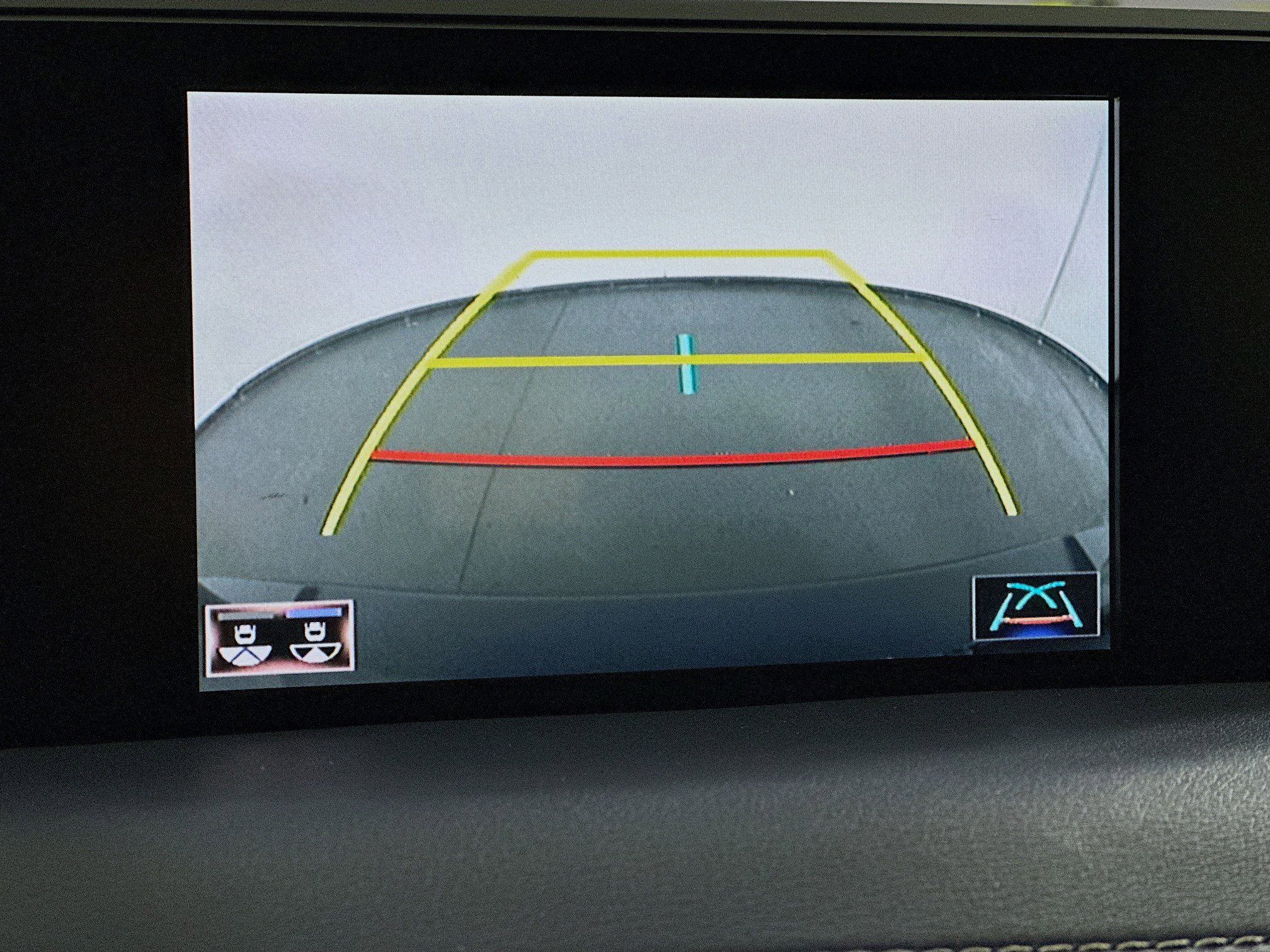 Used 2019 Lexus UX 200 F Sport image 22