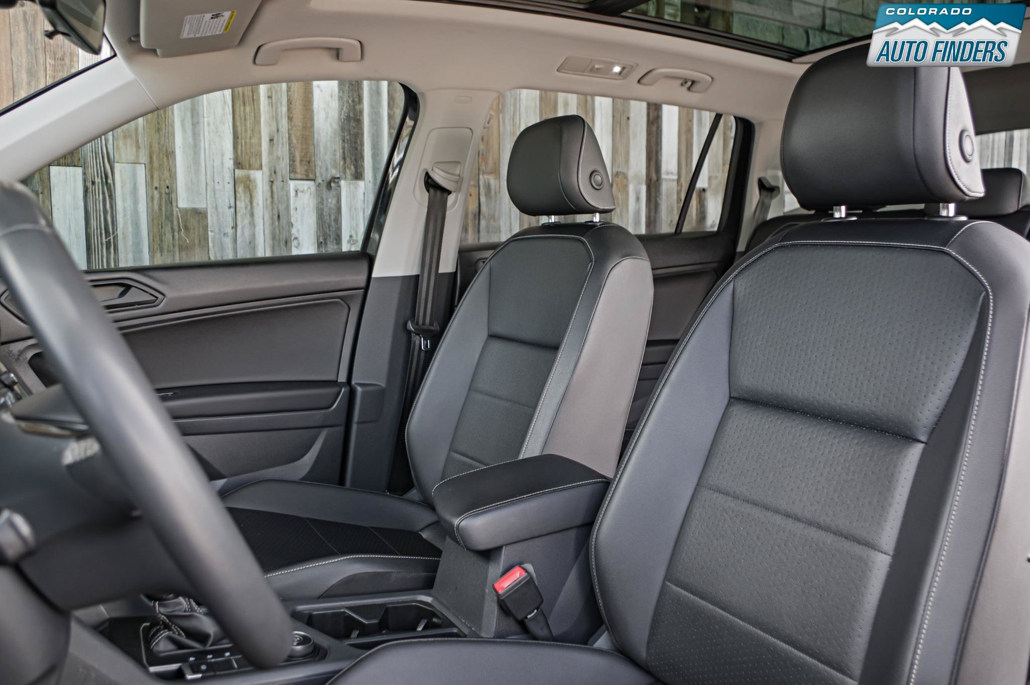 Used 2021 Volkswagen Tiguan SE AWD/4WD image 13