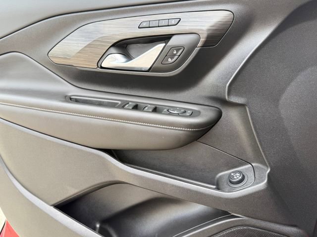 Used 2022 GMC Terrain SLT w/ Tech Package image 23
