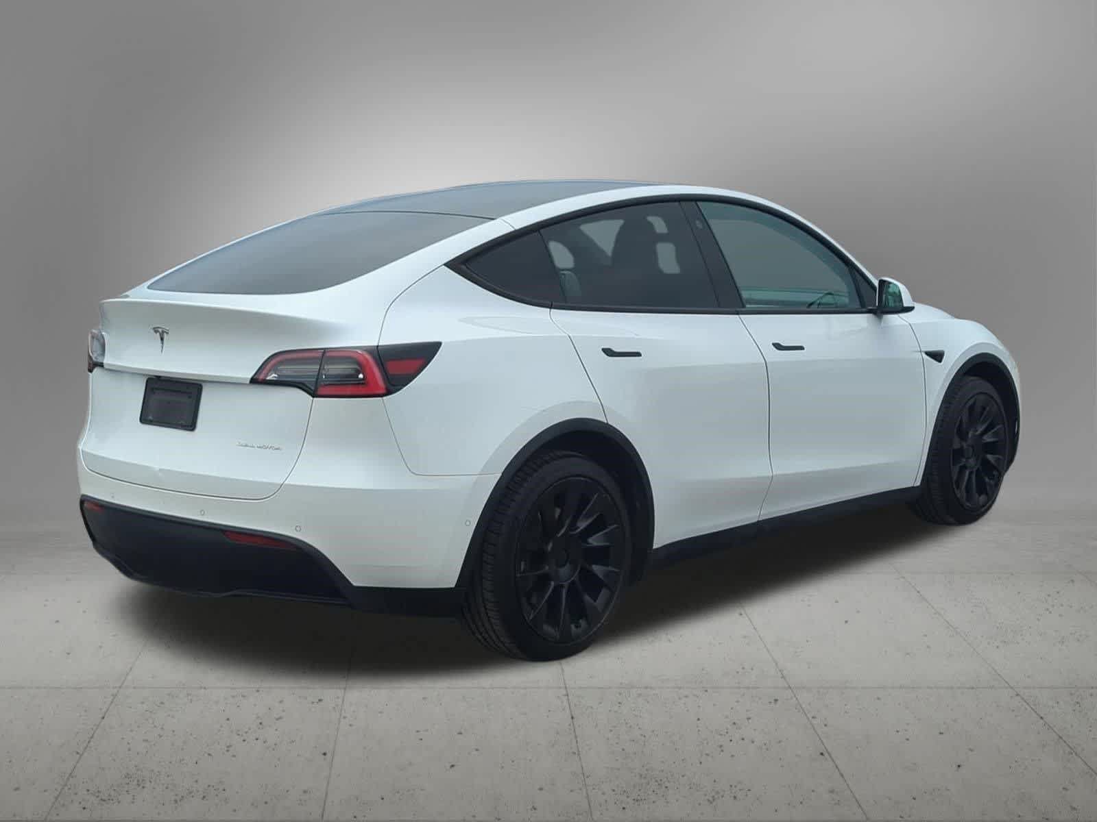 Used 2021 Tesla Model Y Long Range AWD/4WD image 6