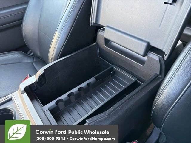 Used 2018 Ford F250 Lariat w/ Lariat Value Package image 23