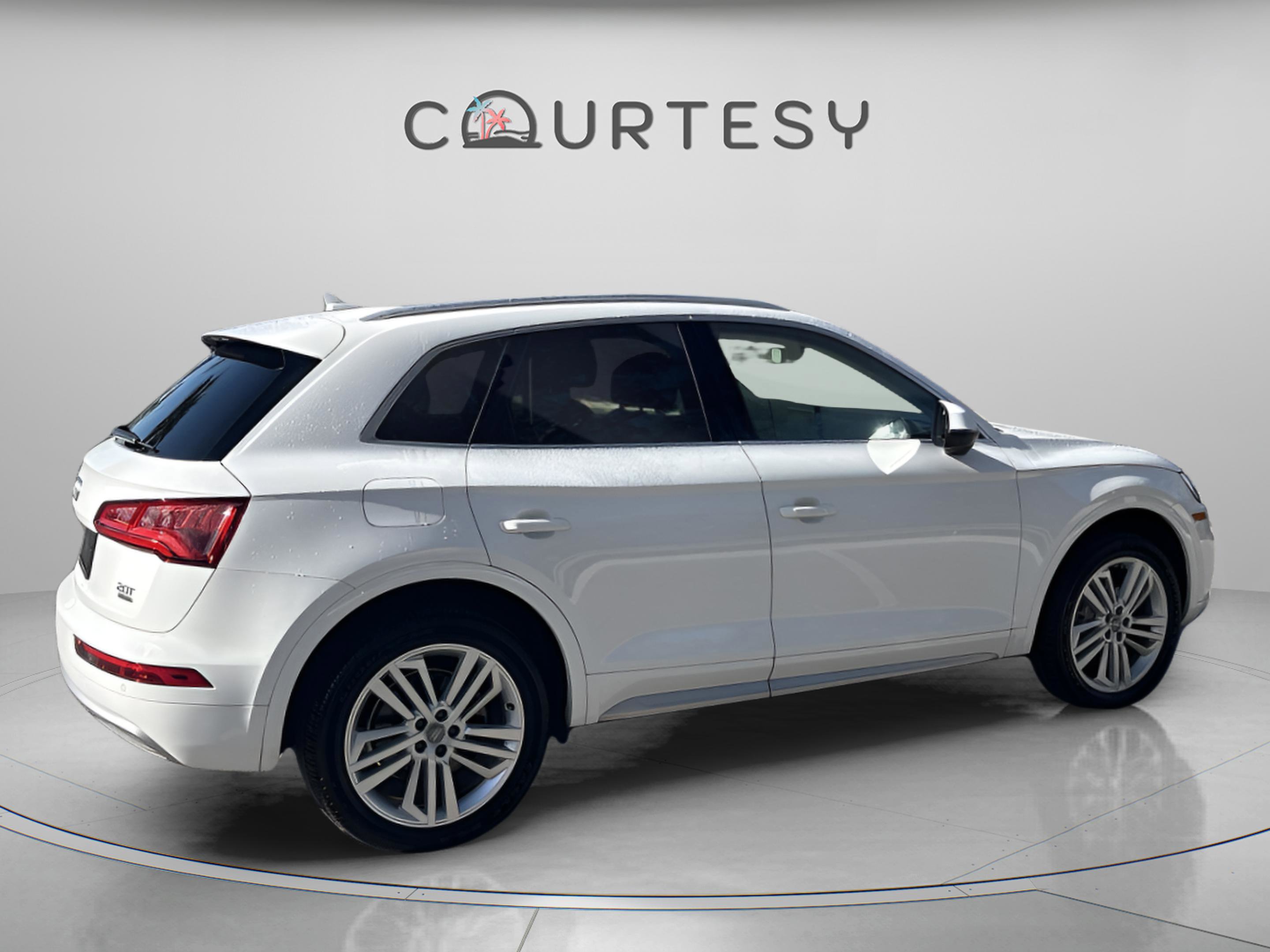 Used 2018 Audi Q5 Prestige w/ Prestige Package image 7