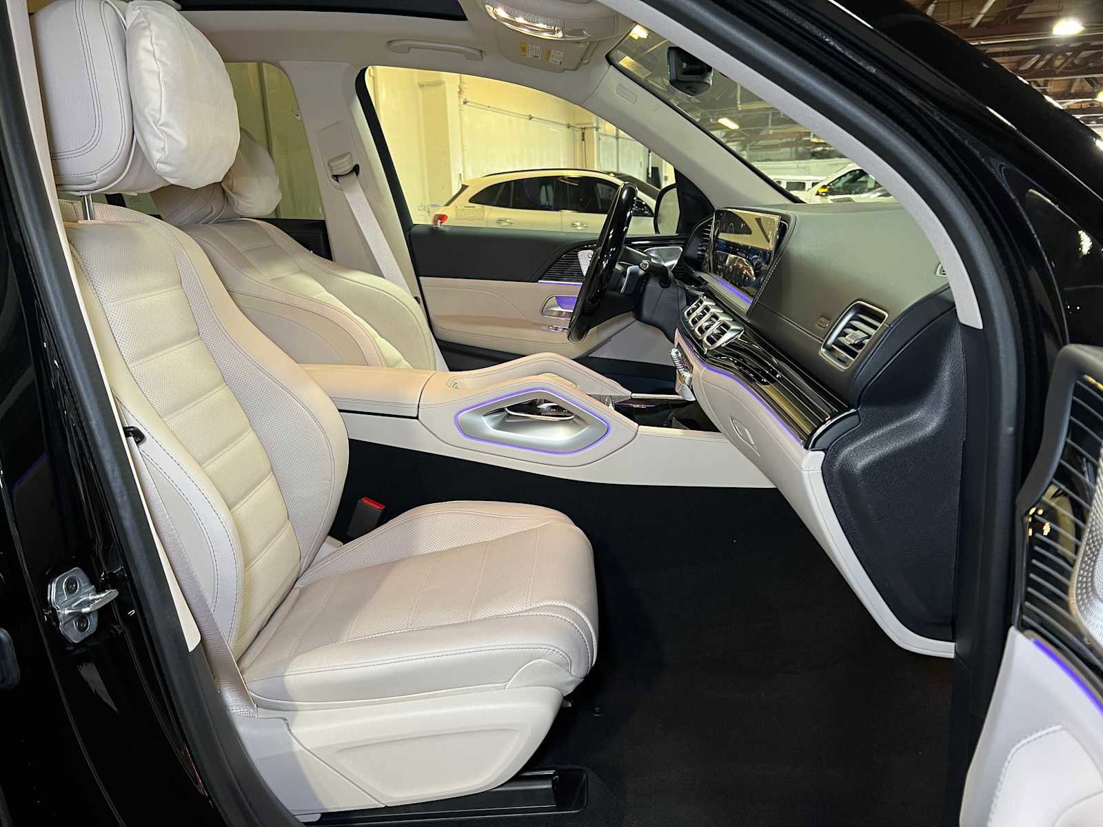 New 2026 Mercedes-Benz GLE 450 4MATIC image 12