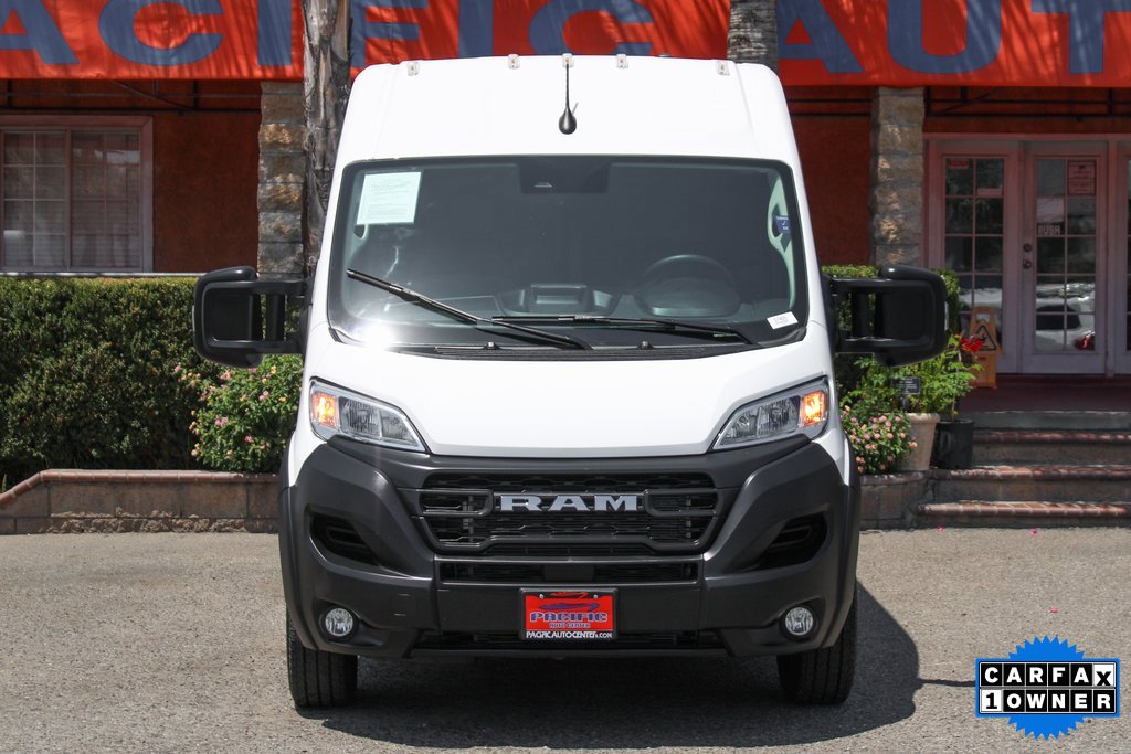 Used 2025 RAM ProMaster 2500 w/ Convenience Group image 3