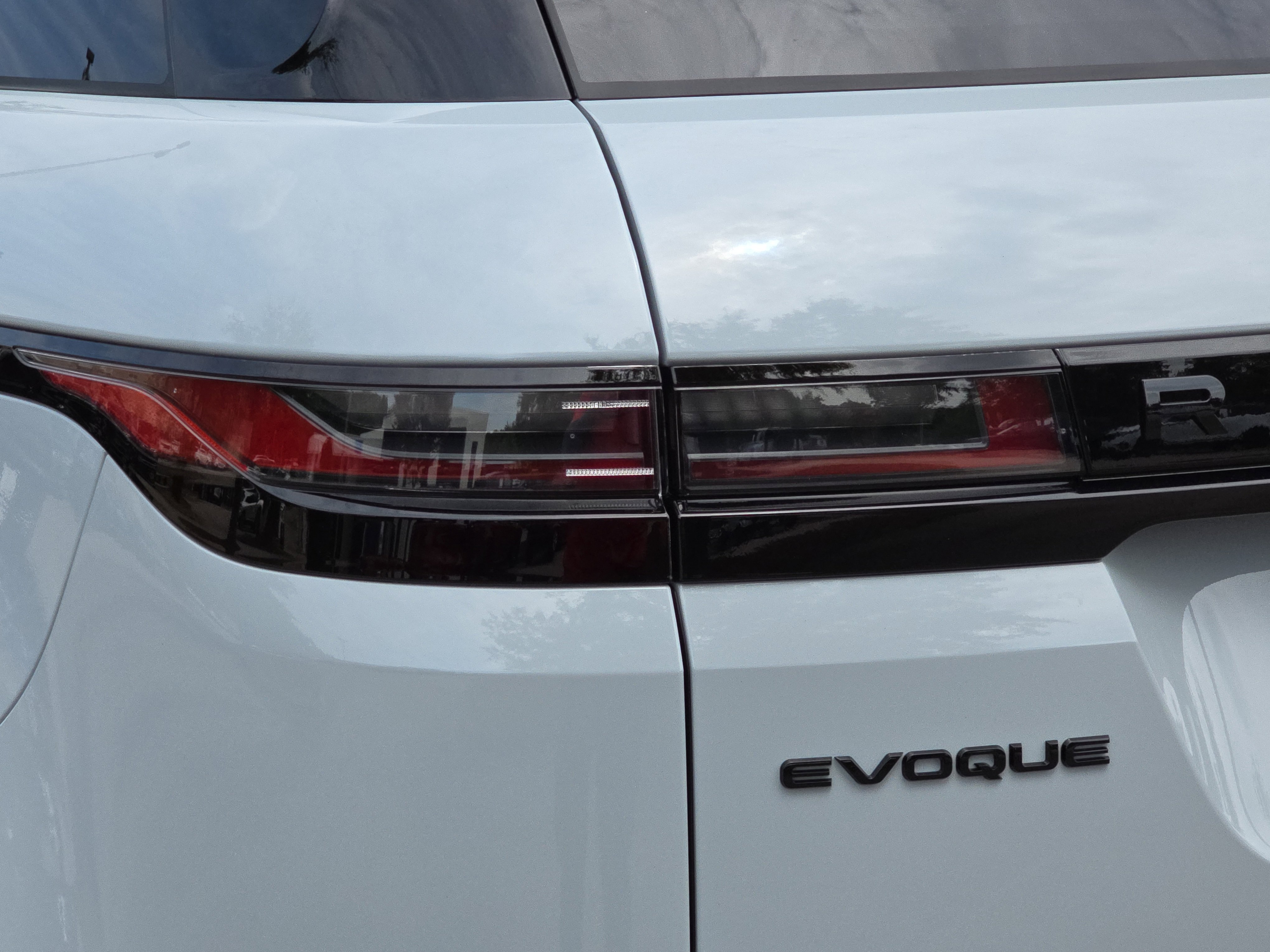 New 2026 Land Rover Range Rover Evoque S image 35