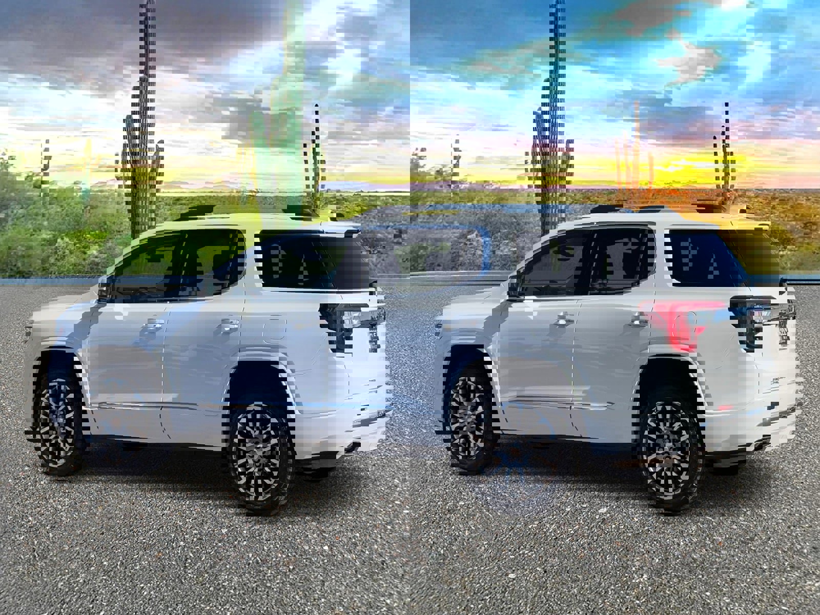 Used 2023 GMC Acadia Denali image 4