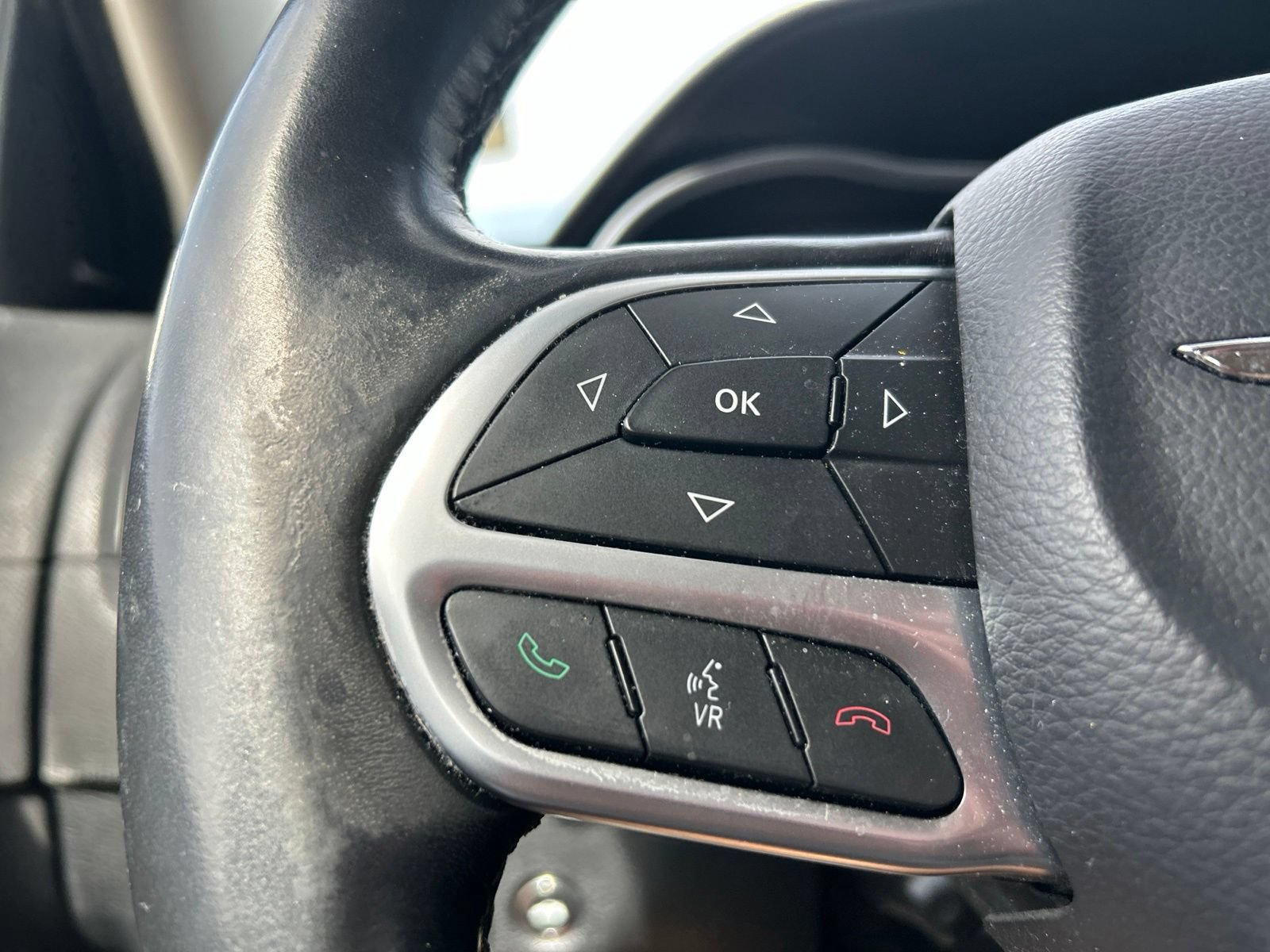 Used 2017 Chrysler 300 C w/ Safetytec Plus Group RWD image 14