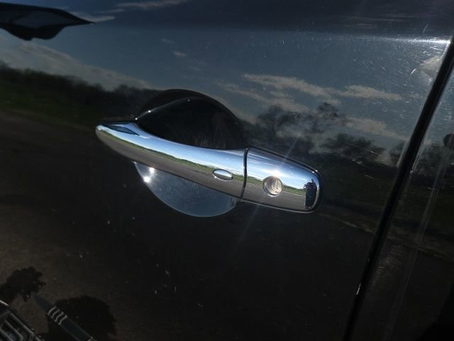 Used 2019 Nissan Armada SL w/ Premium Package image 29