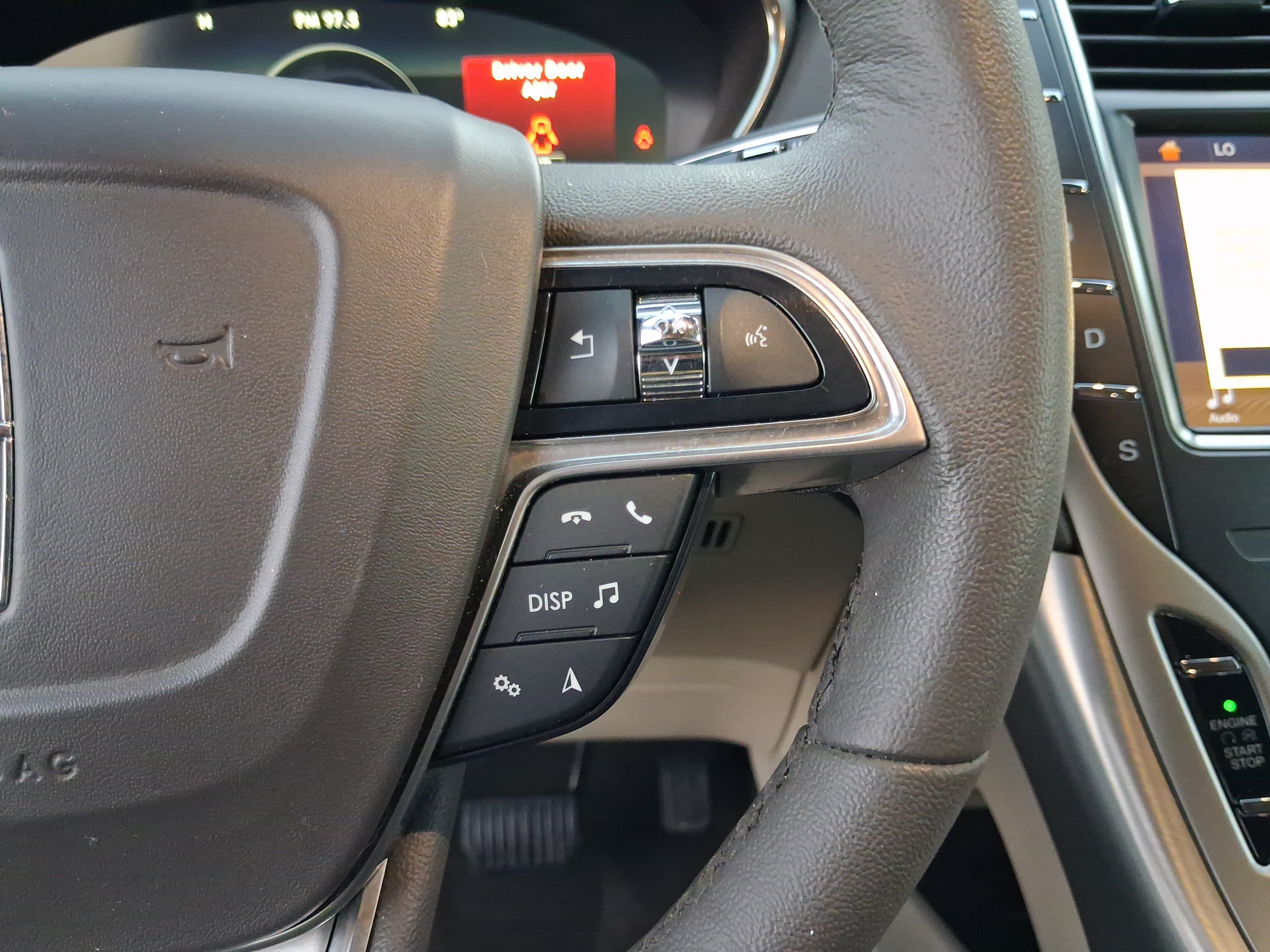 Used 2019 Lincoln Nautilus FWD image 18