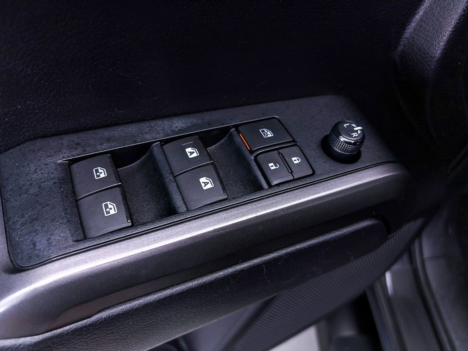 Used 2021 Toyota Tacoma TRD Off-Road AWD/4WD image 12