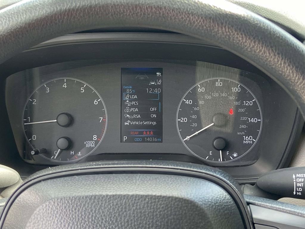 Used 2025 Toyota Corolla Cross L FWD image 32