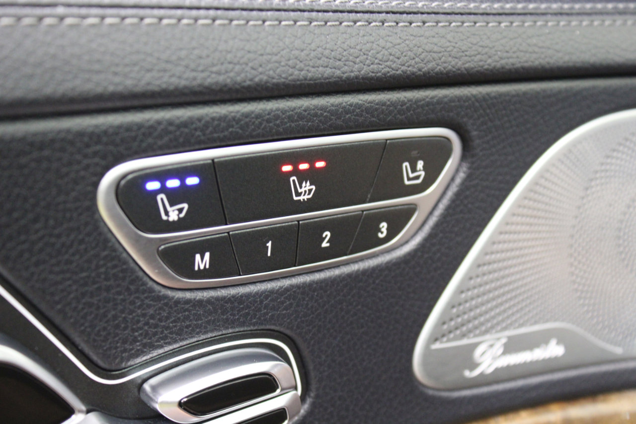 Used 2015 Mercedes-Benz S 550 Sedan image 37