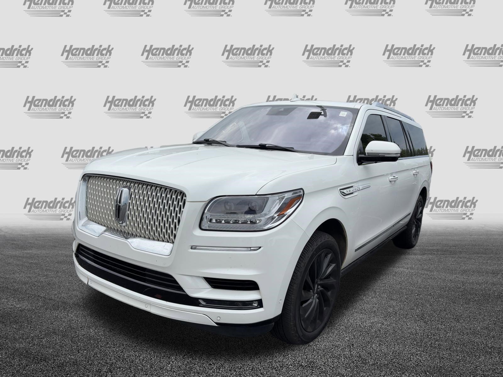 Used 2020 Lincoln Navigator L Reserve w/ Equipment Group 208A Reserve AWD/4WD image 8