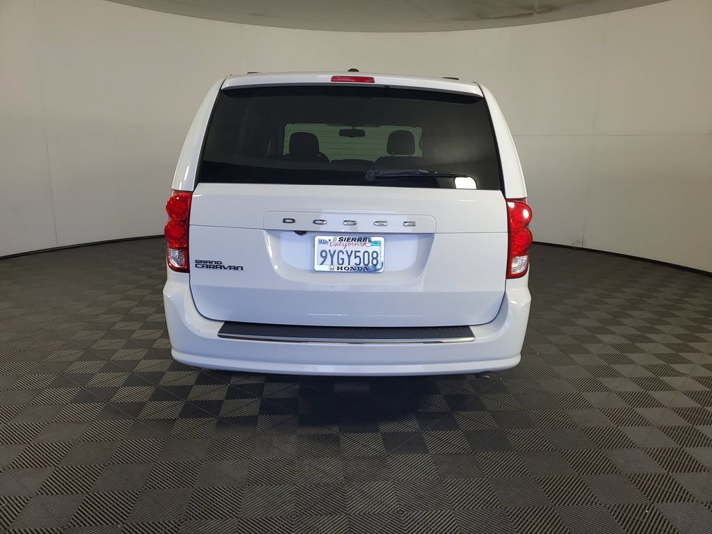 Used 2018 Dodge Grand Caravan SE w/ UConnect Hands-Free Group FWD image 5