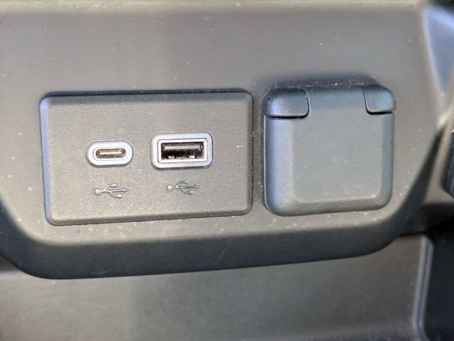 Used 2020 Chevrolet Silverado 1500 RST image 23