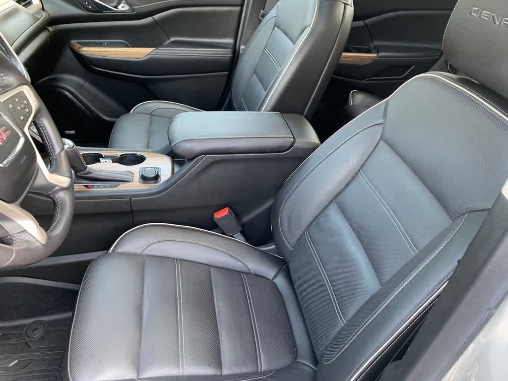 Certified 2019 GMC Acadia Denali w/ Technology Package AWD/4WD image 14