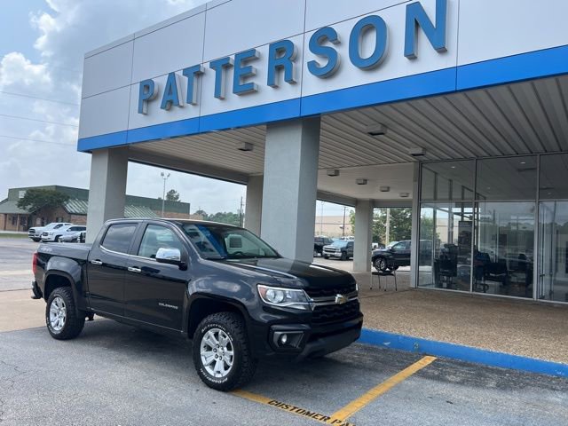 Used 2022 Chevrolet Colorado LT w/ Luxury Package AWD/4WD image 2