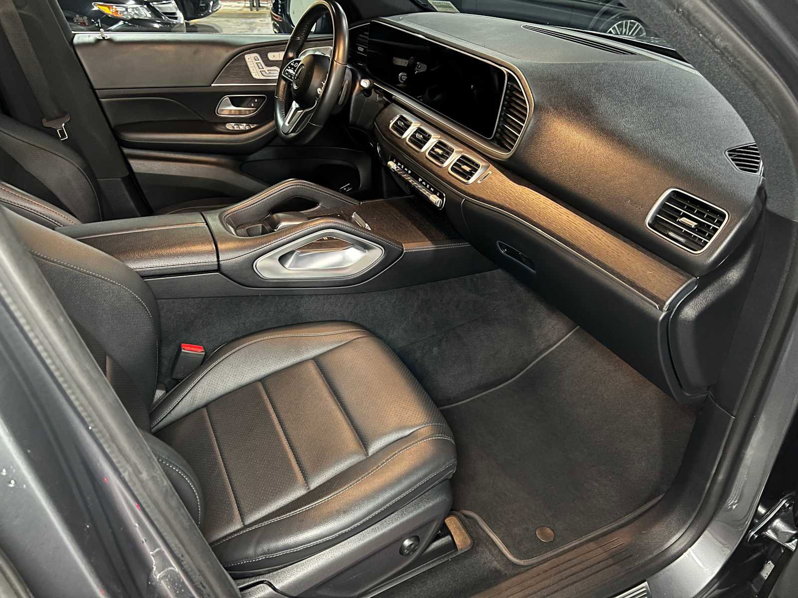 Used 2022 Mercedes-Benz GLE 350 image 11