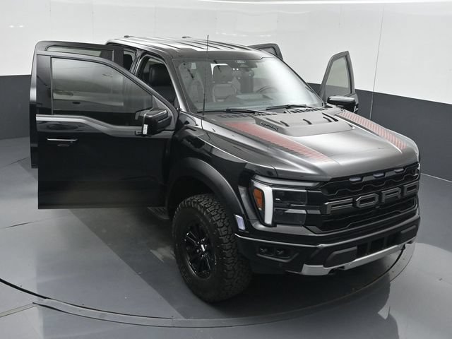 Used 2025 Ford F150 Raptor AWD/4WD image 56