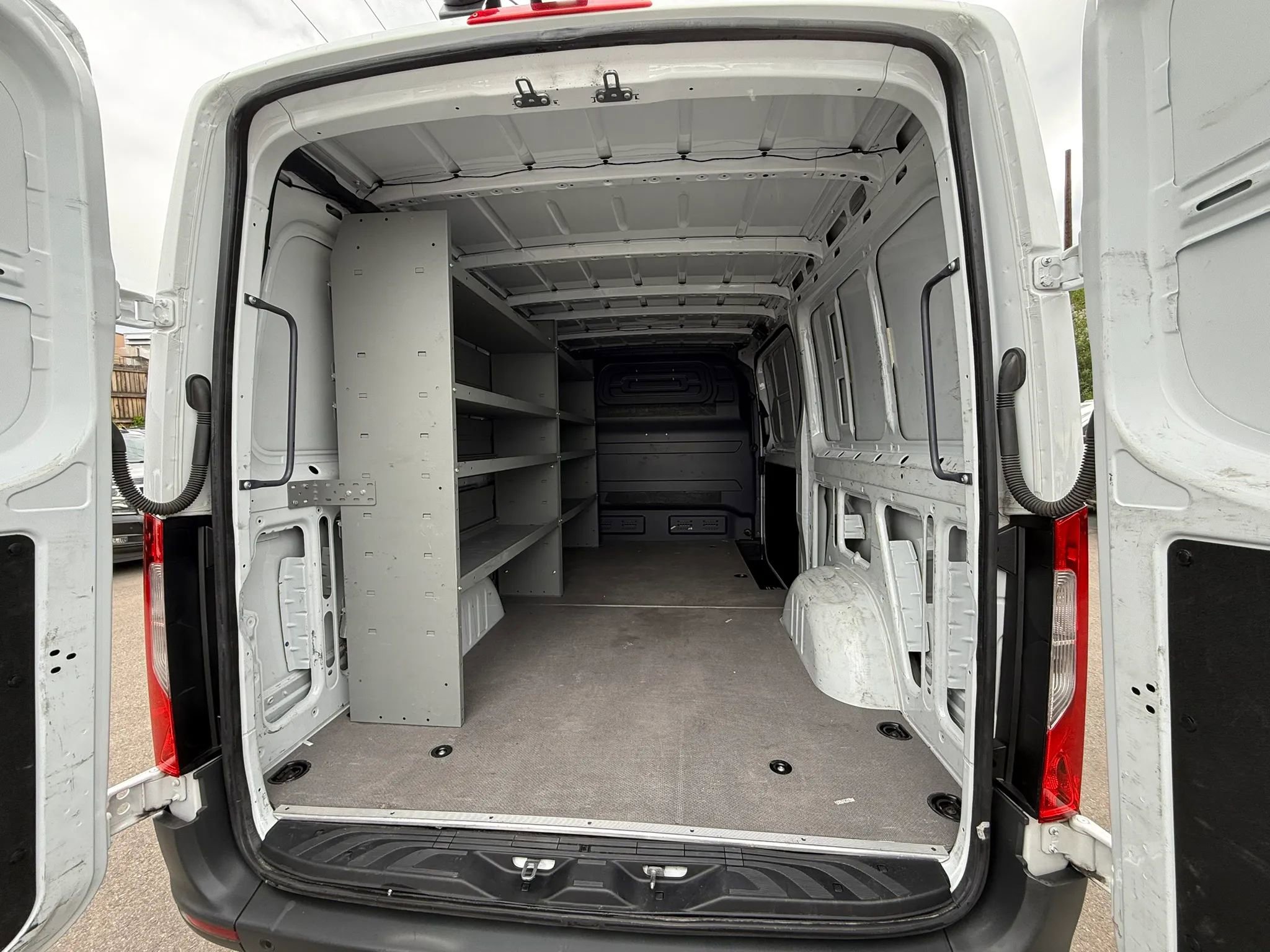 Used 2022 Mercedes-Benz Sprinter 1500 image 23