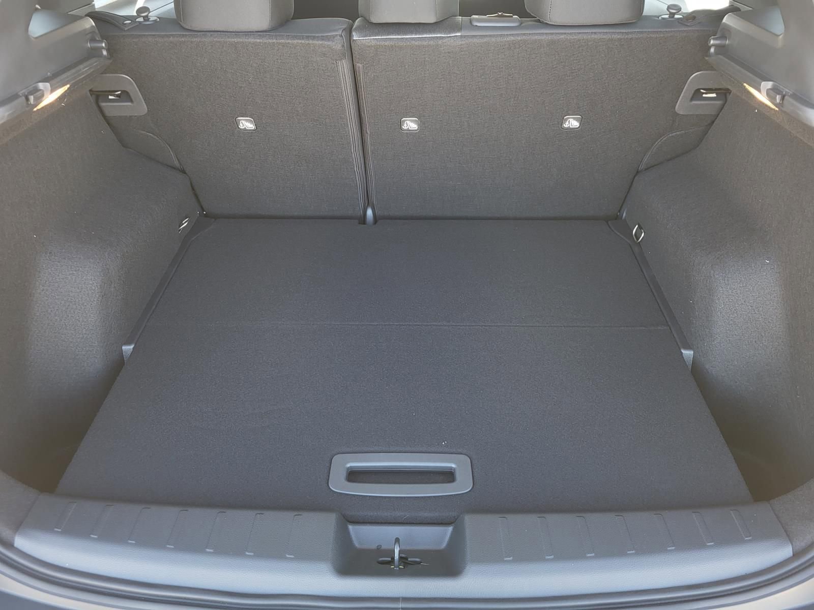 New 2026 Nissan Kicks SV image 14