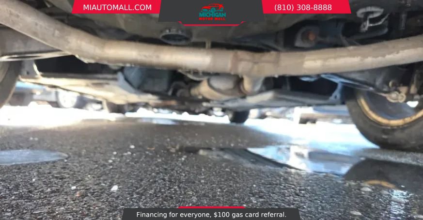 Used 2016 Chrysler 300 C image 13