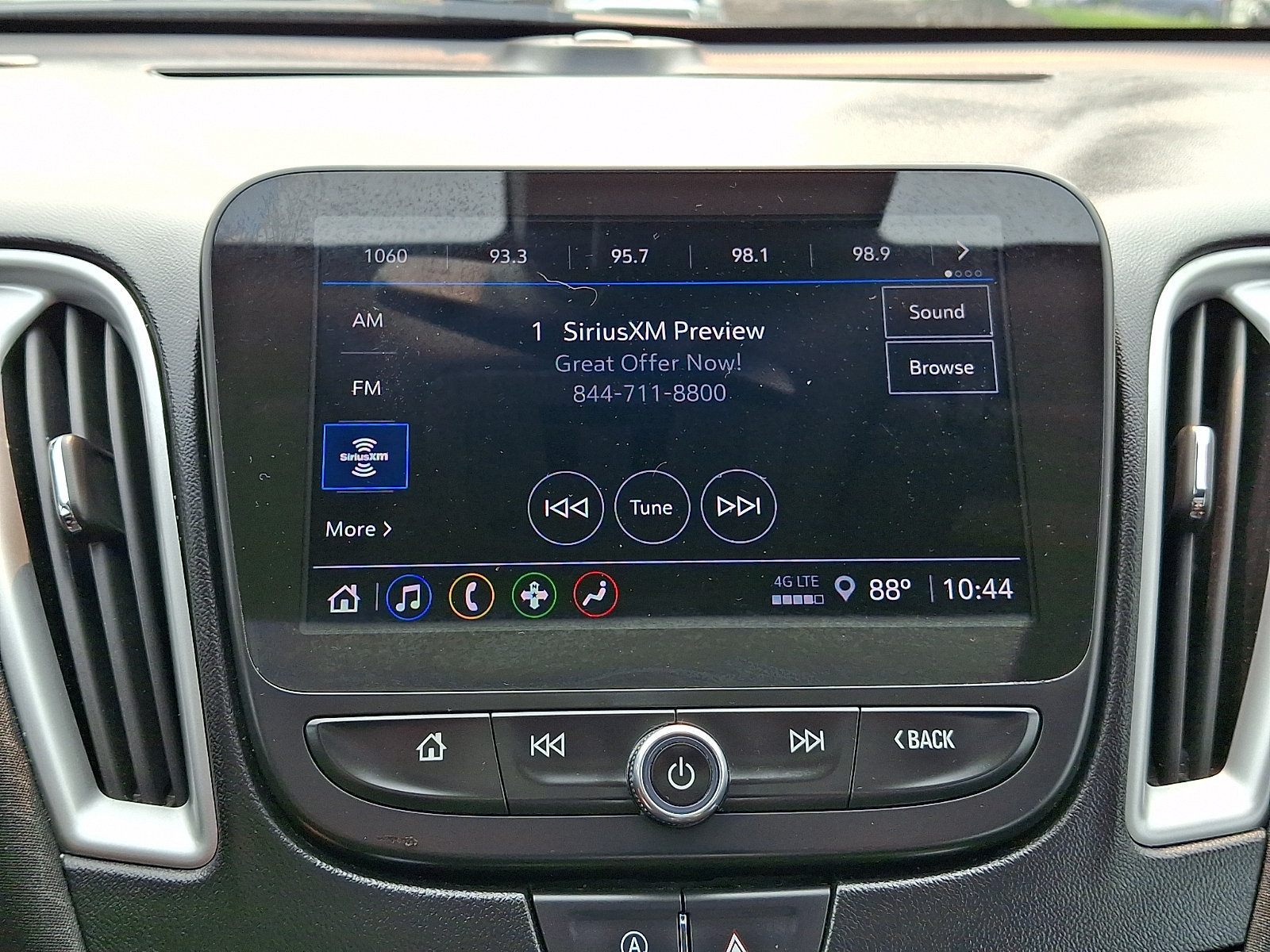 Used 2024 Chevrolet Malibu LT FWD image 17