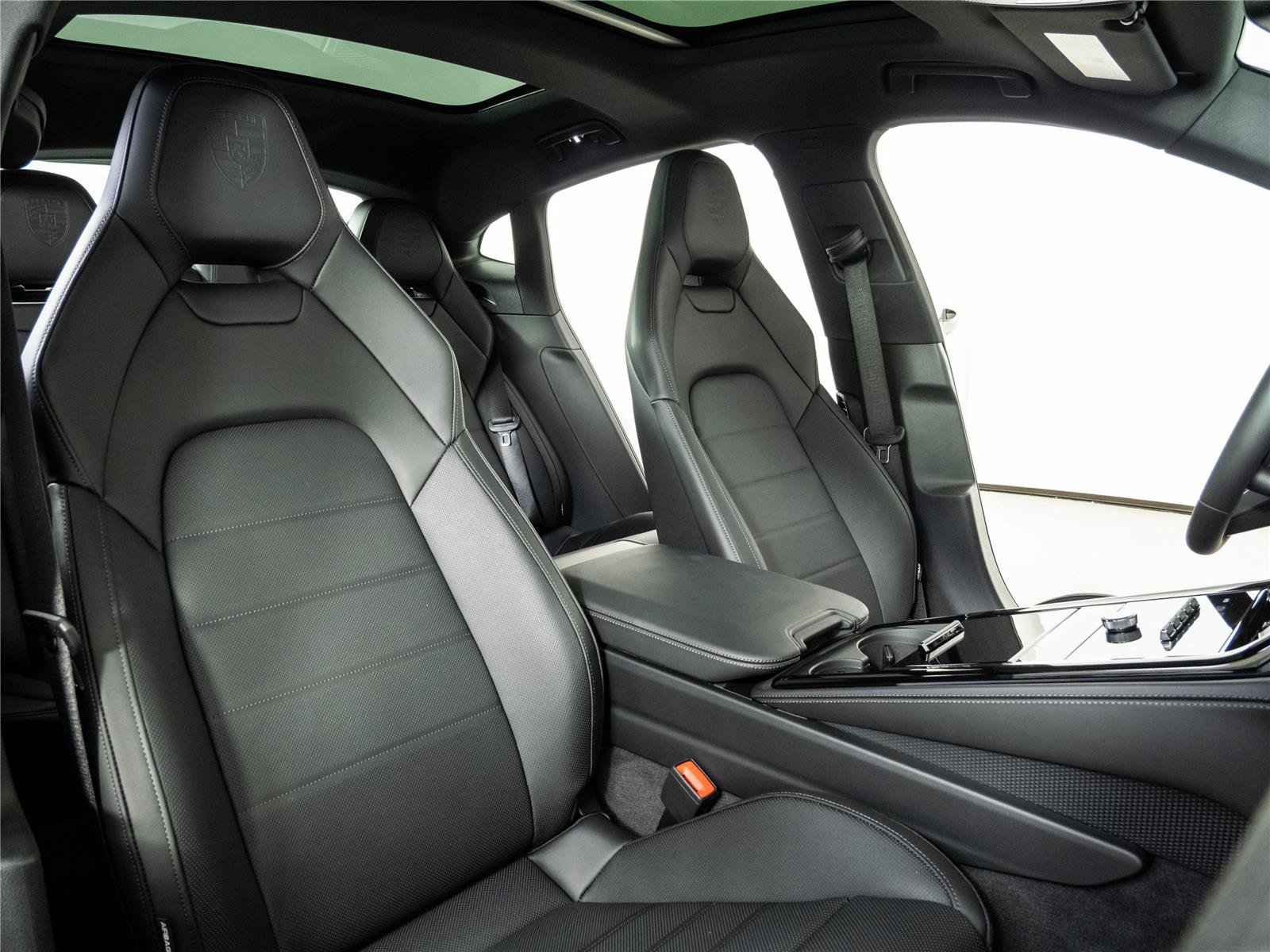New 2026 Porsche Panamera image 24
