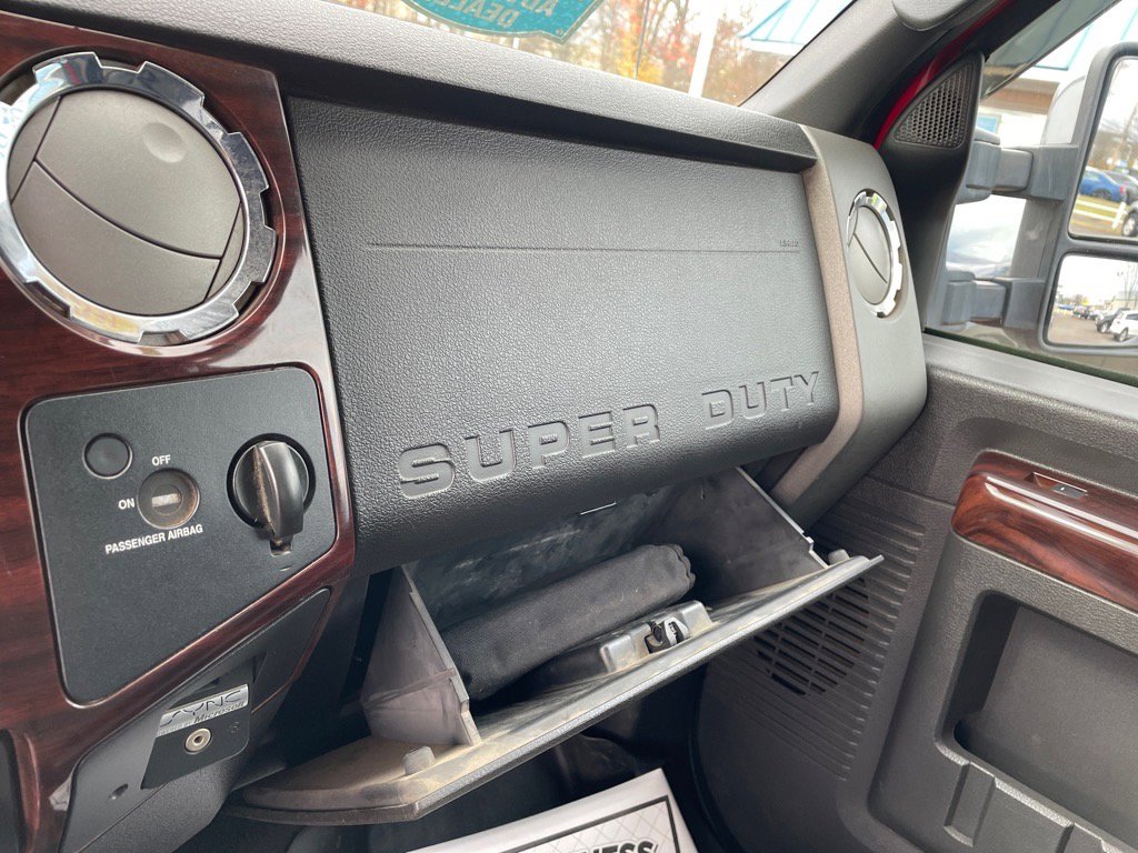 Used 2009 Ford F350 Lariat image 21