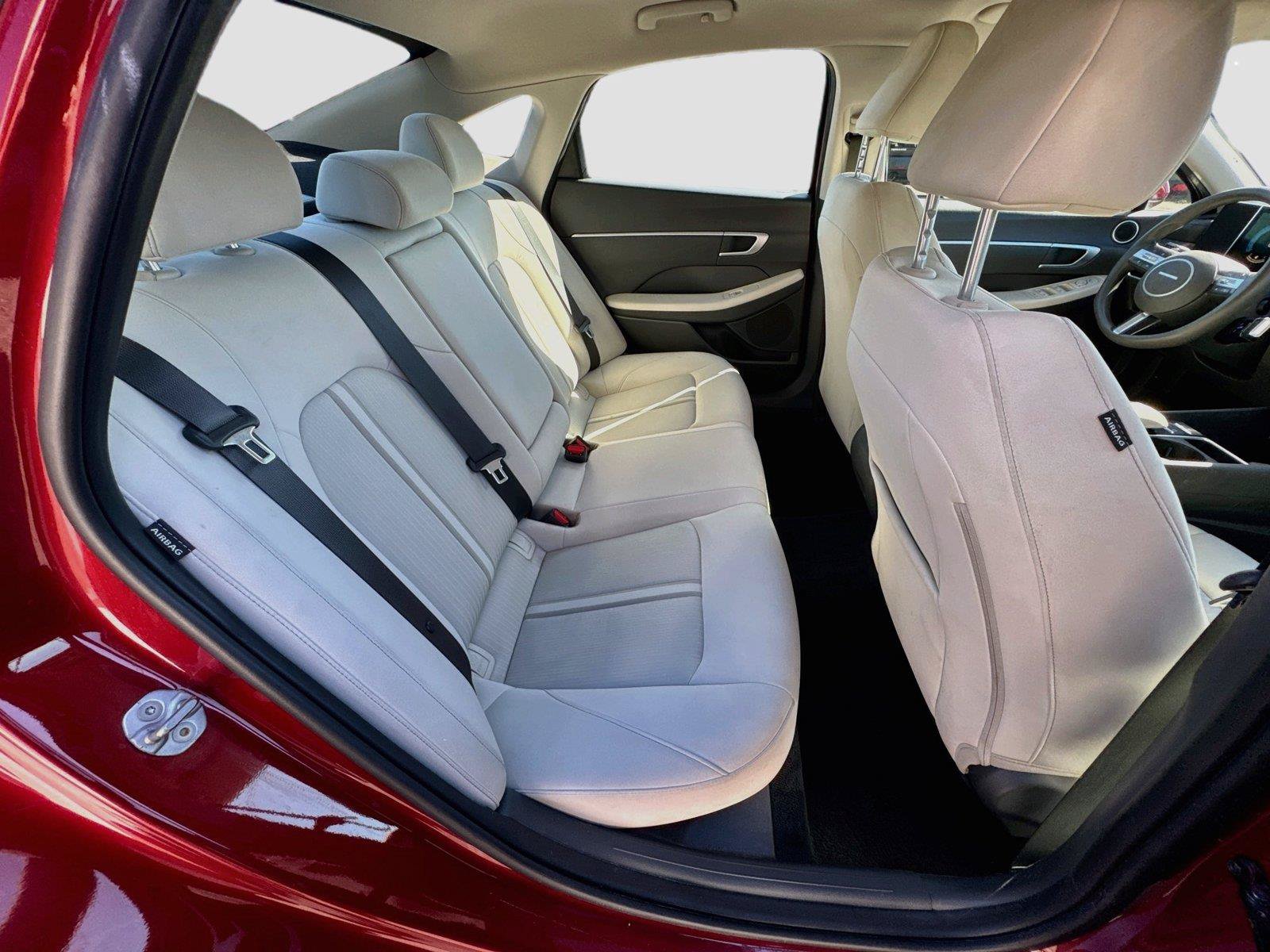 Used 2025 Hyundai Sonata SEL FWD image 10