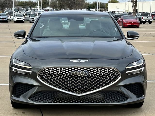 Used 2022 Genesis G70 2.0T image 8