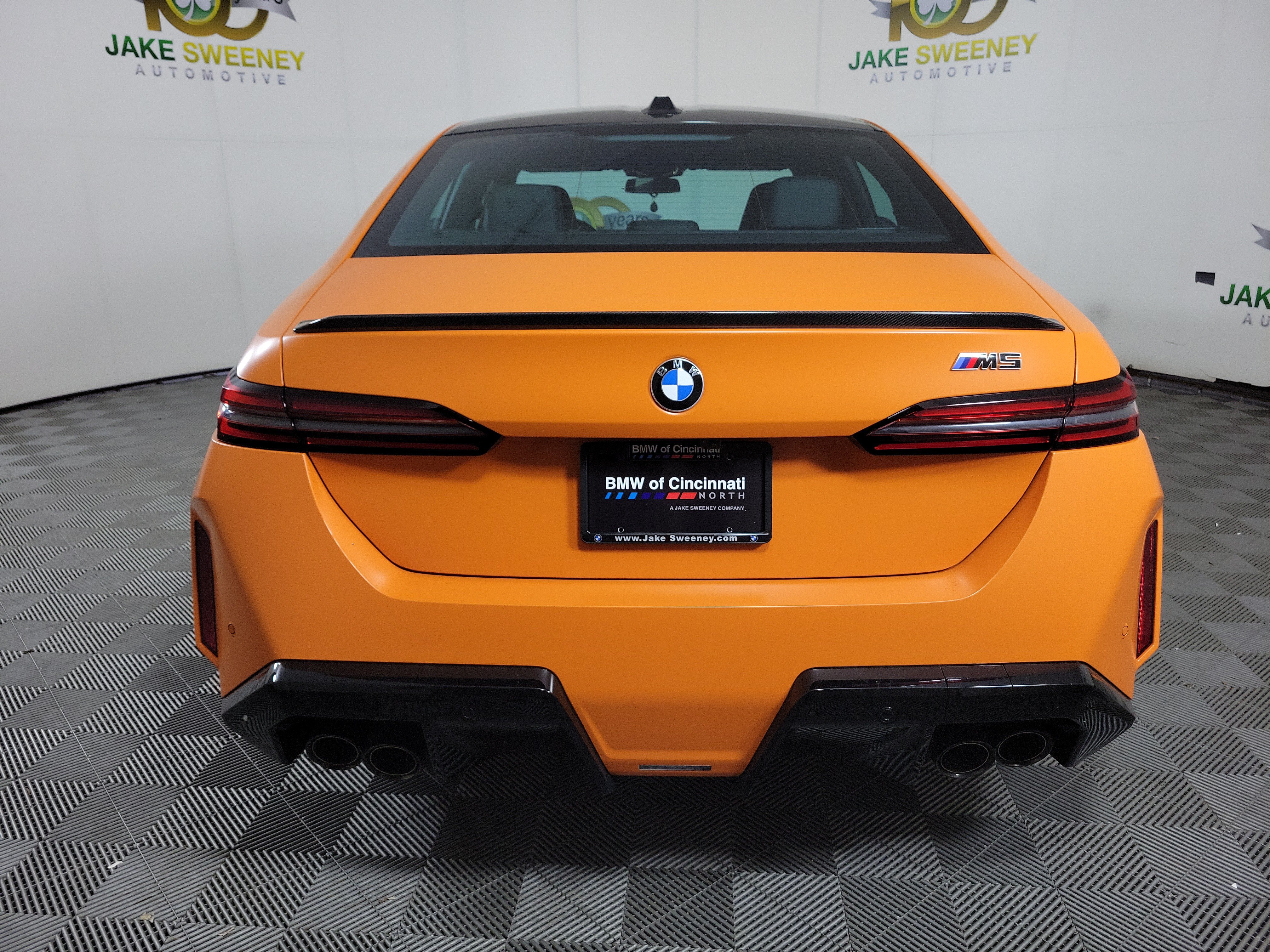 Used 2026 BMW M5 w/ Carbon Package AWD/4WD image 6
