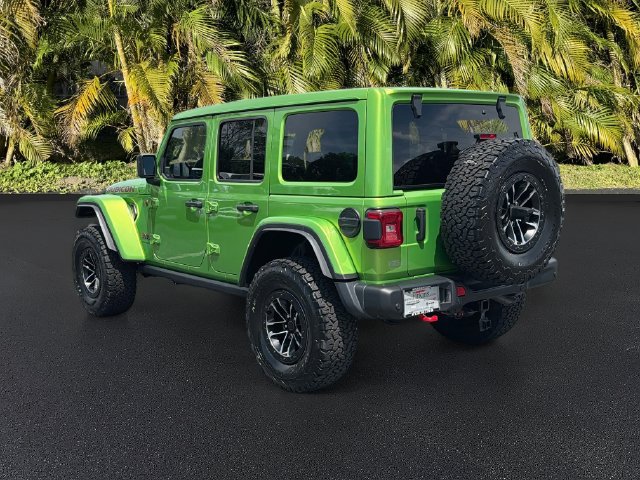 Used 2025 Jeep Wrangler Unlimited Rubicon AWD/4WD image 8