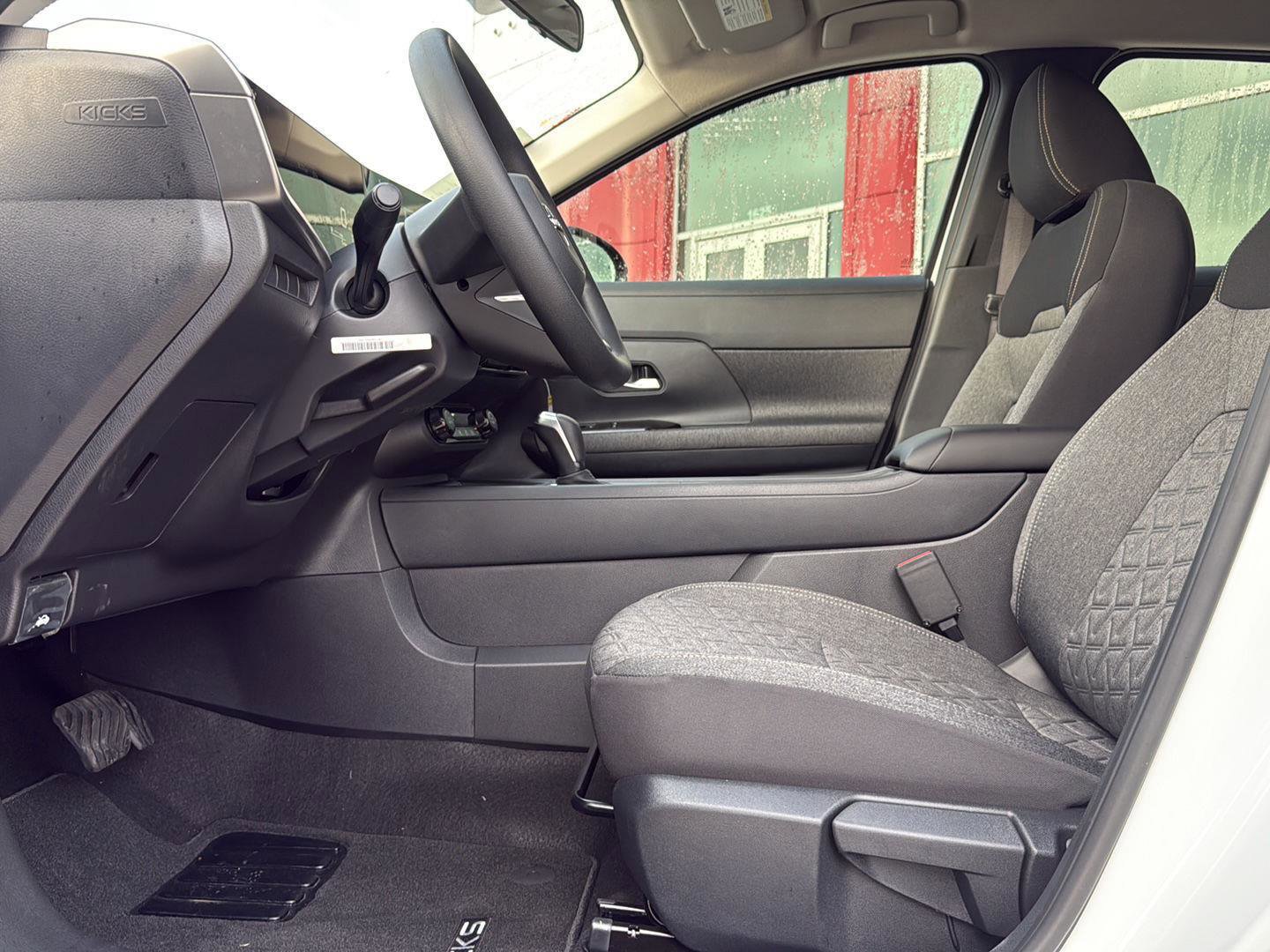 New 2026 Nissan Kicks SV image 16