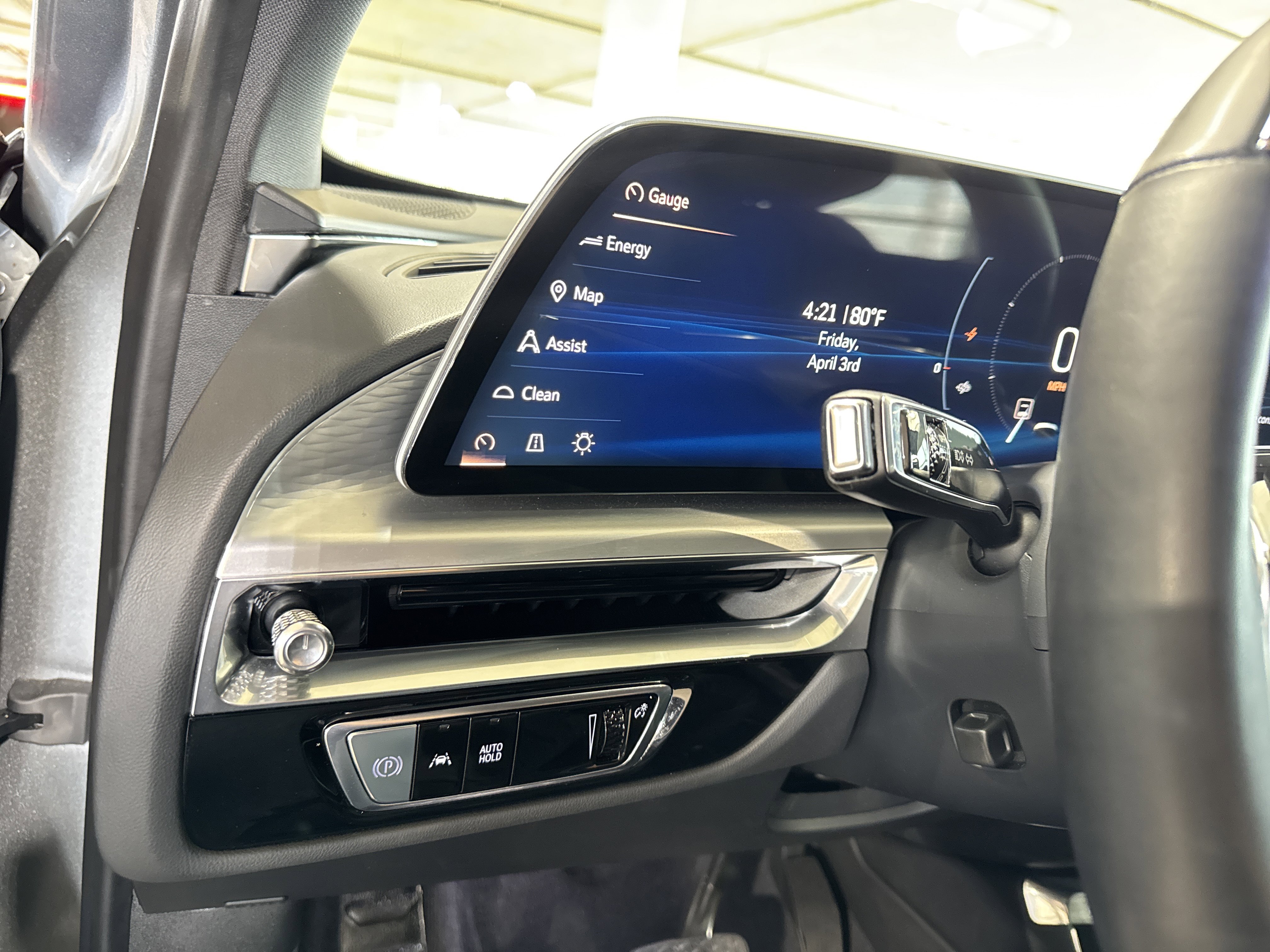 Used 2024 Cadillac Lyriq Sport image 26