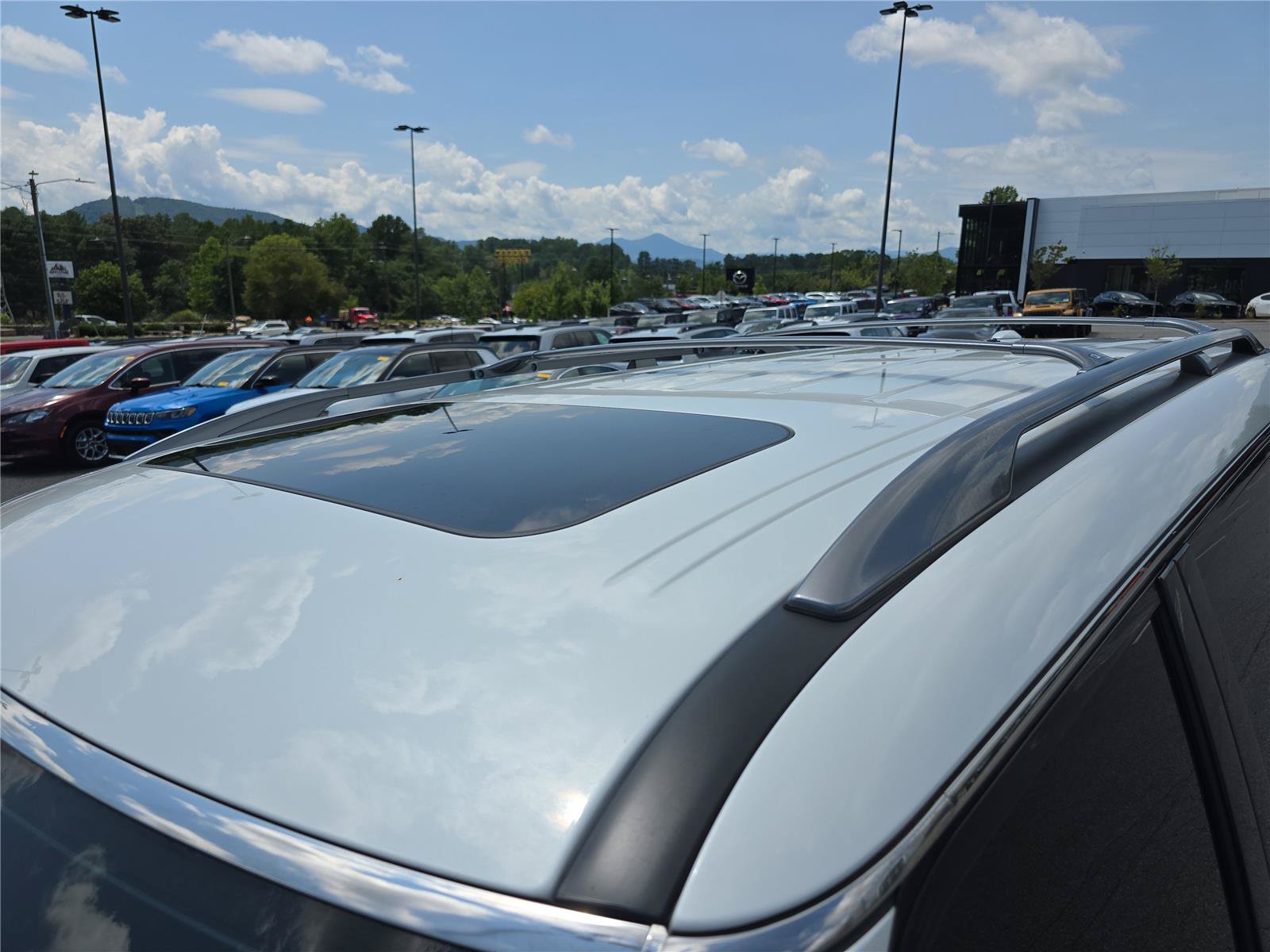 Used 2024 Nissan Armada Platinum w/ Cargo Package RWD image 11