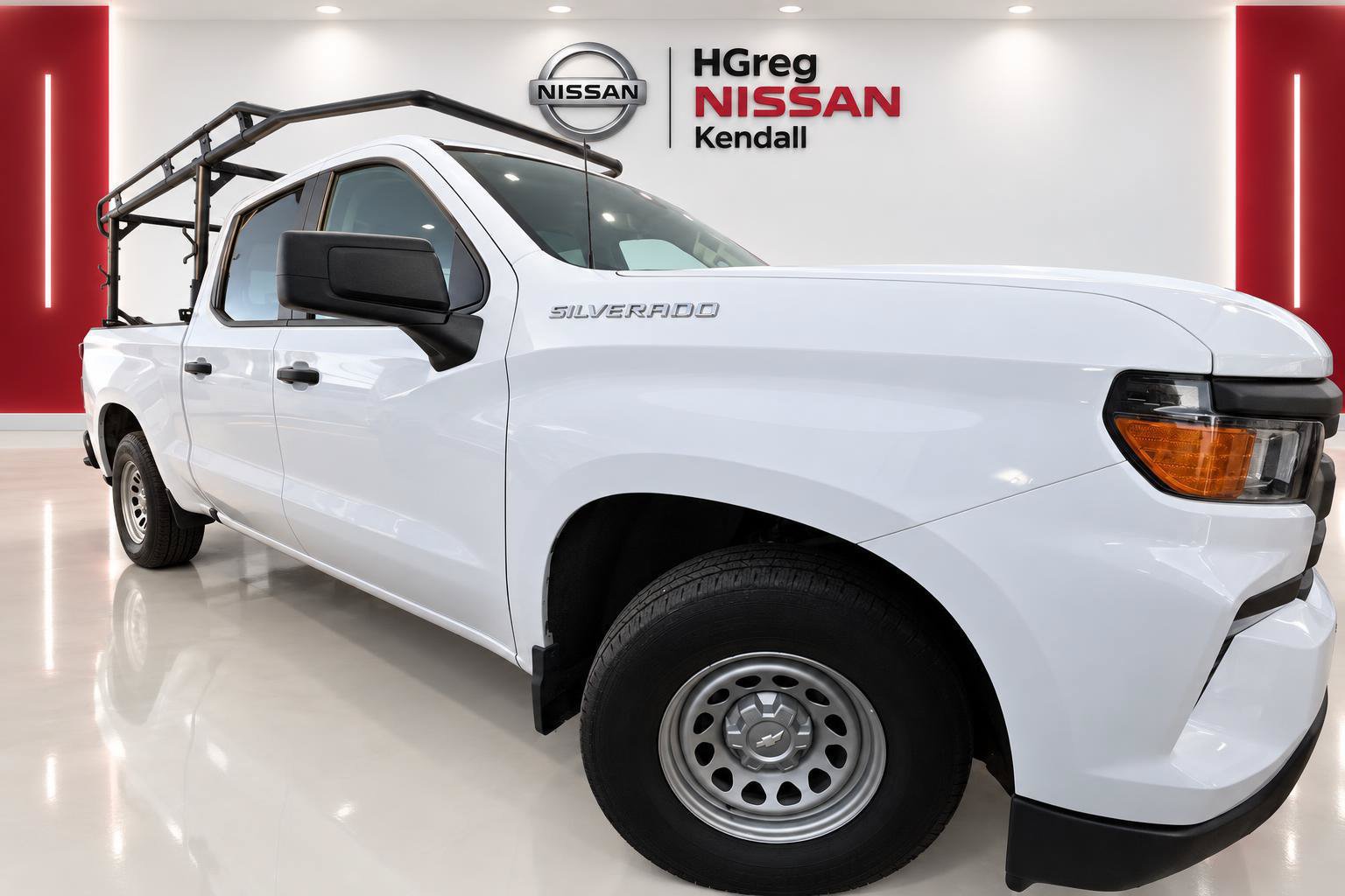 Used 2024 Chevrolet Silverado 1500 W/T w/ WT Convenience Package AWD/4WD image 3