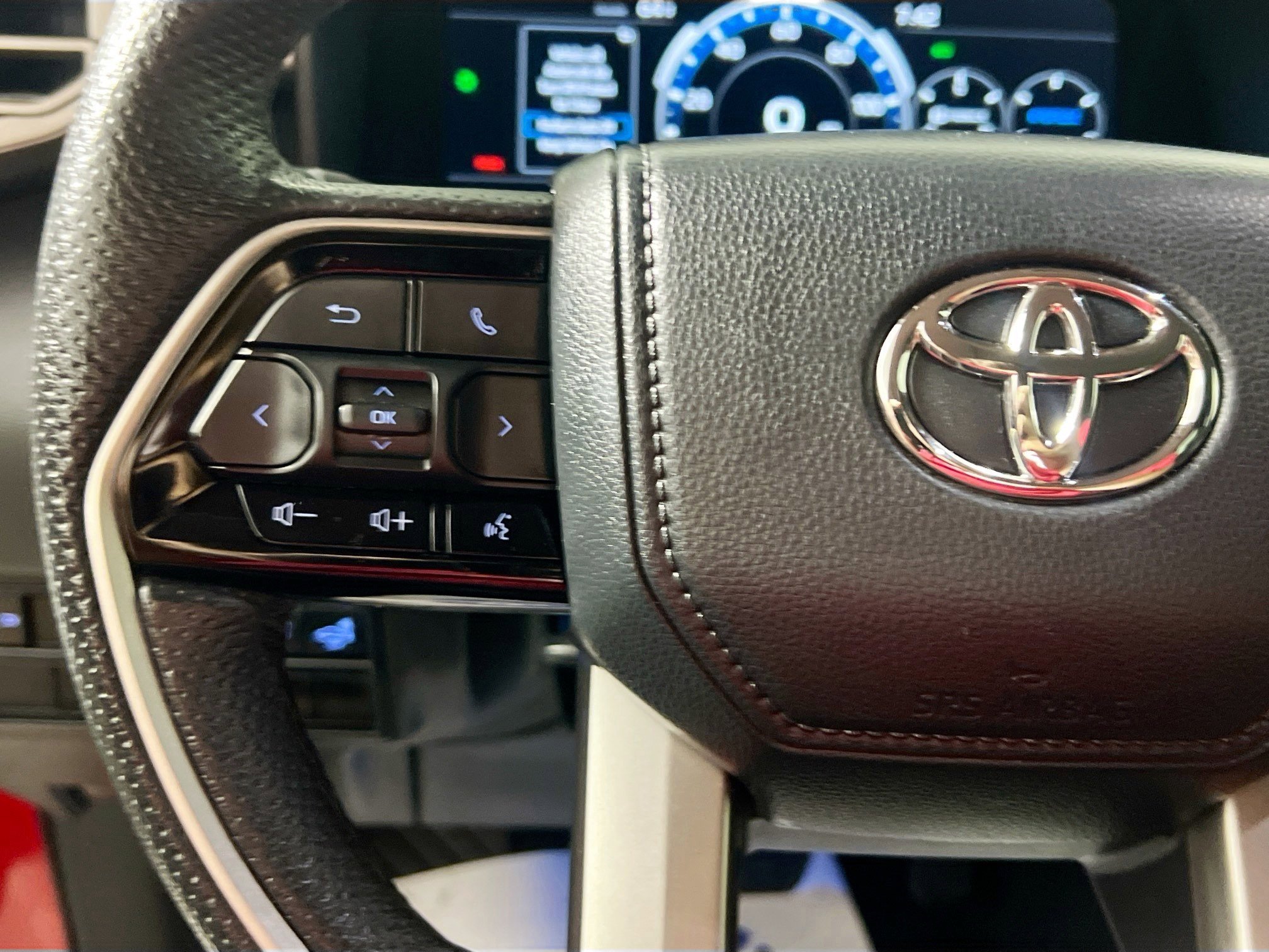 Used 2024 Toyota Tundra Limited image 18