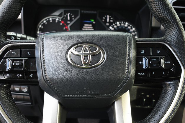 Used 2023 Toyota Tundra Limited image 30