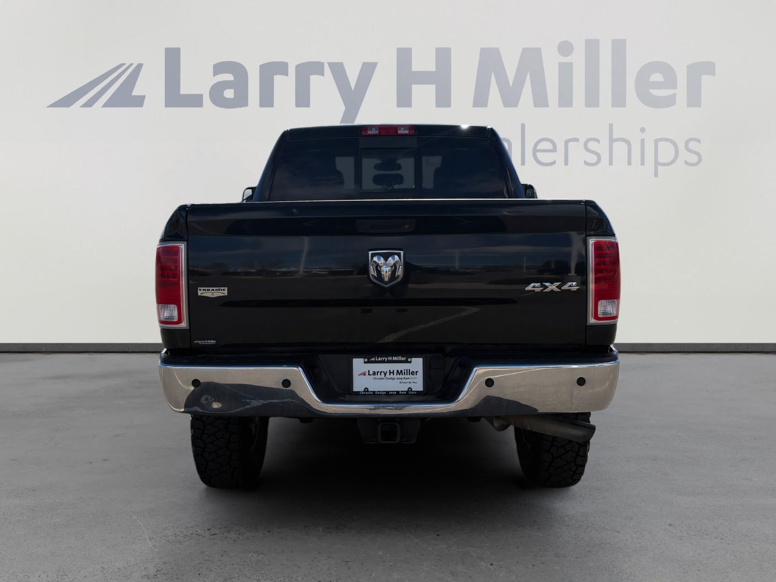 Used 2014 RAM 2500 Laramie w/ HD Snow Plow Prep Group image 5