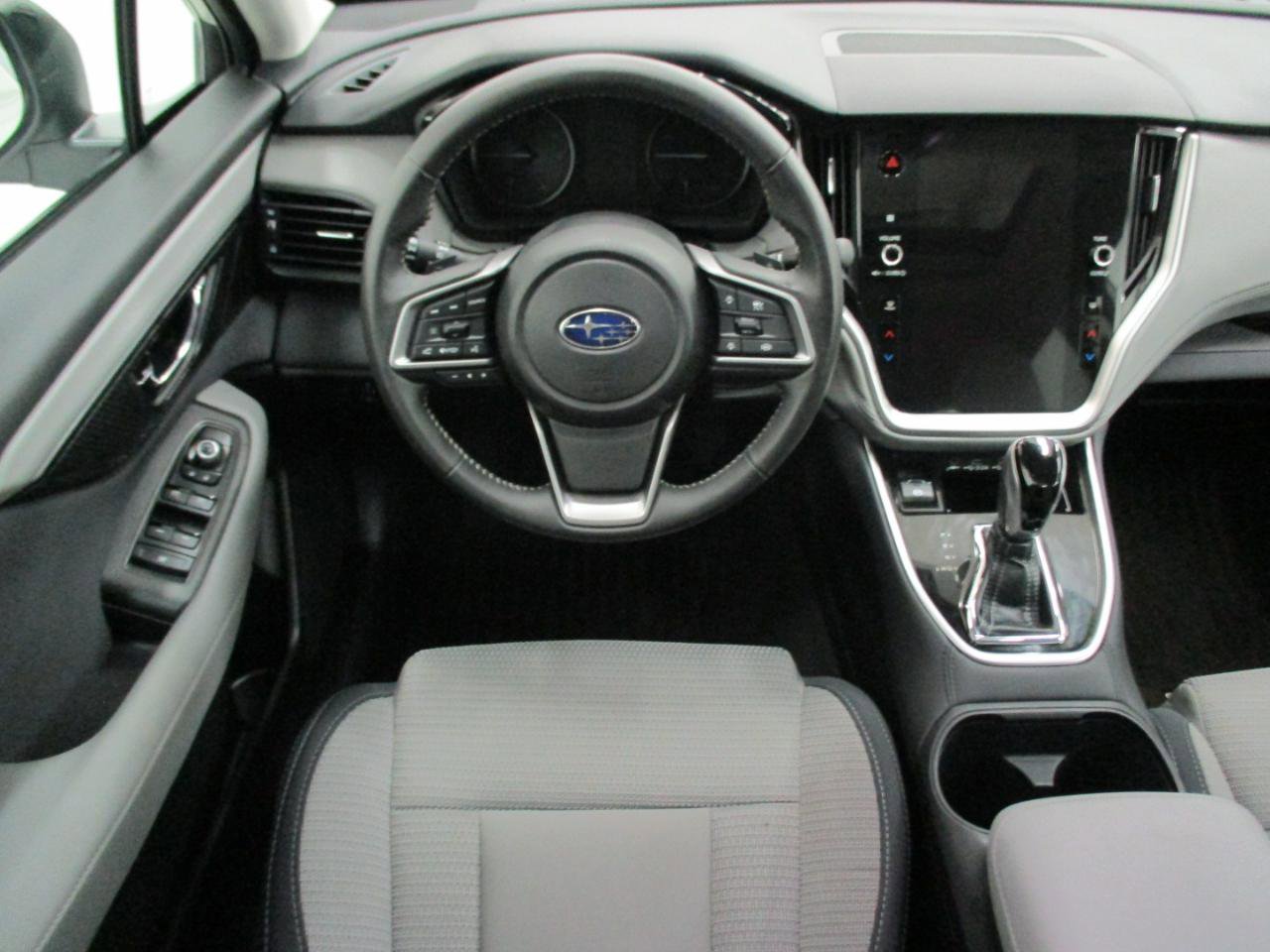 Used 2025 Subaru Outback Premium AWD/4WD image 15
