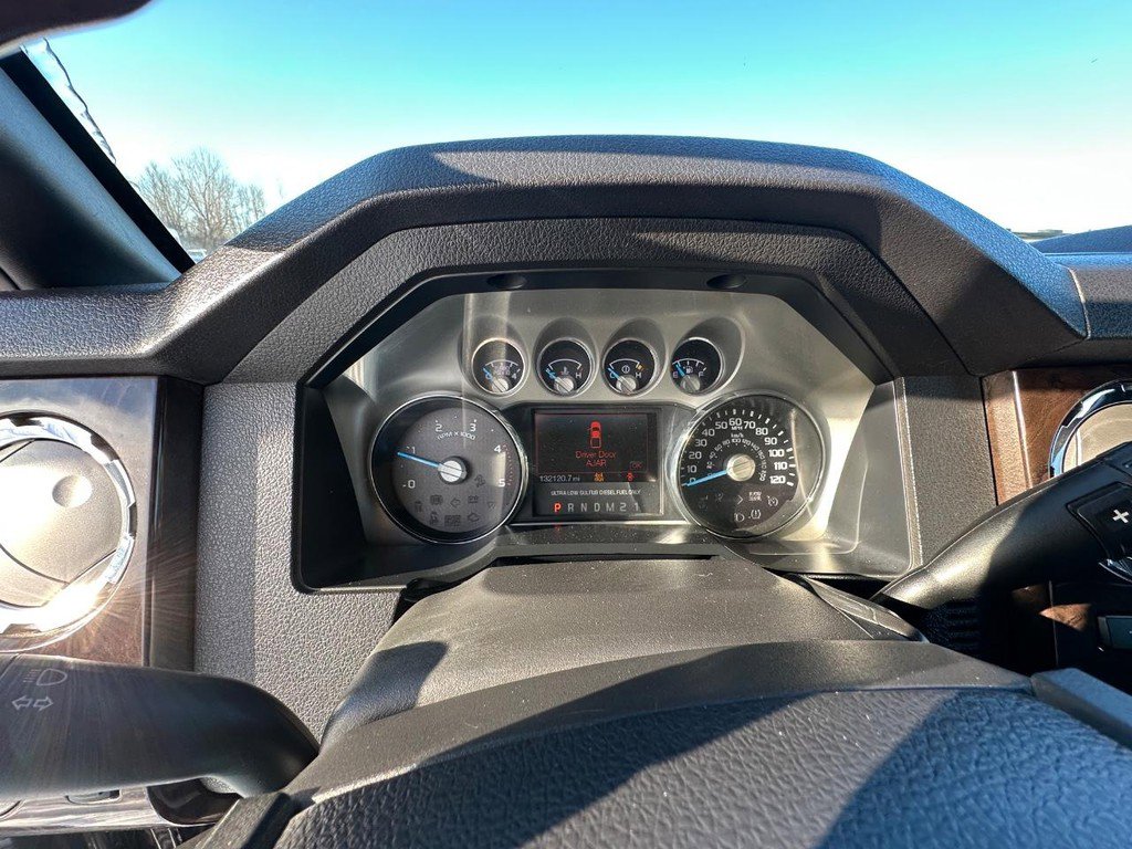 Used 2016 Ford F350 Platinum w/ Platinum Package image 22