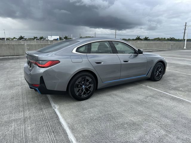 Used 2024 BMW i4 eDrive40 image 33